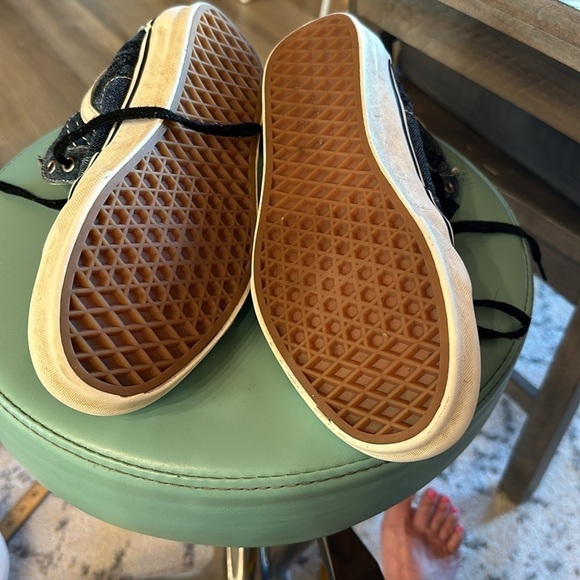 Vans denim blue high tops men’s 7.5/ woman size 9.0 - Picture 8 of 9